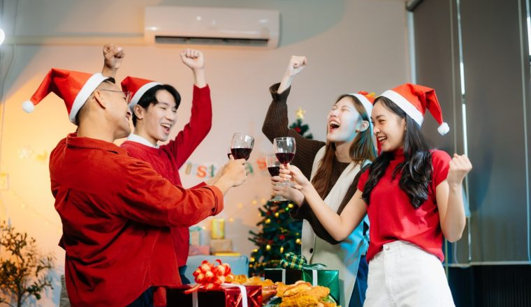 TikTok圣诞单品视频千万播放，两个月赚了700万