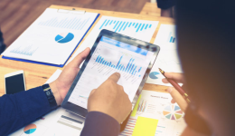 单看数据等于白看，优化广告最重要是把握好变化