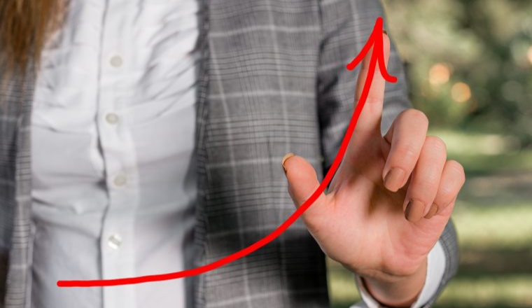 这位销冠用 Sales Navigator 搞定千万业绩，只做对了这几步