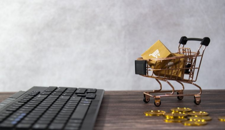 1分钟卖完3000只键盘！常年霸榜亚马逊销量Top3的生意经