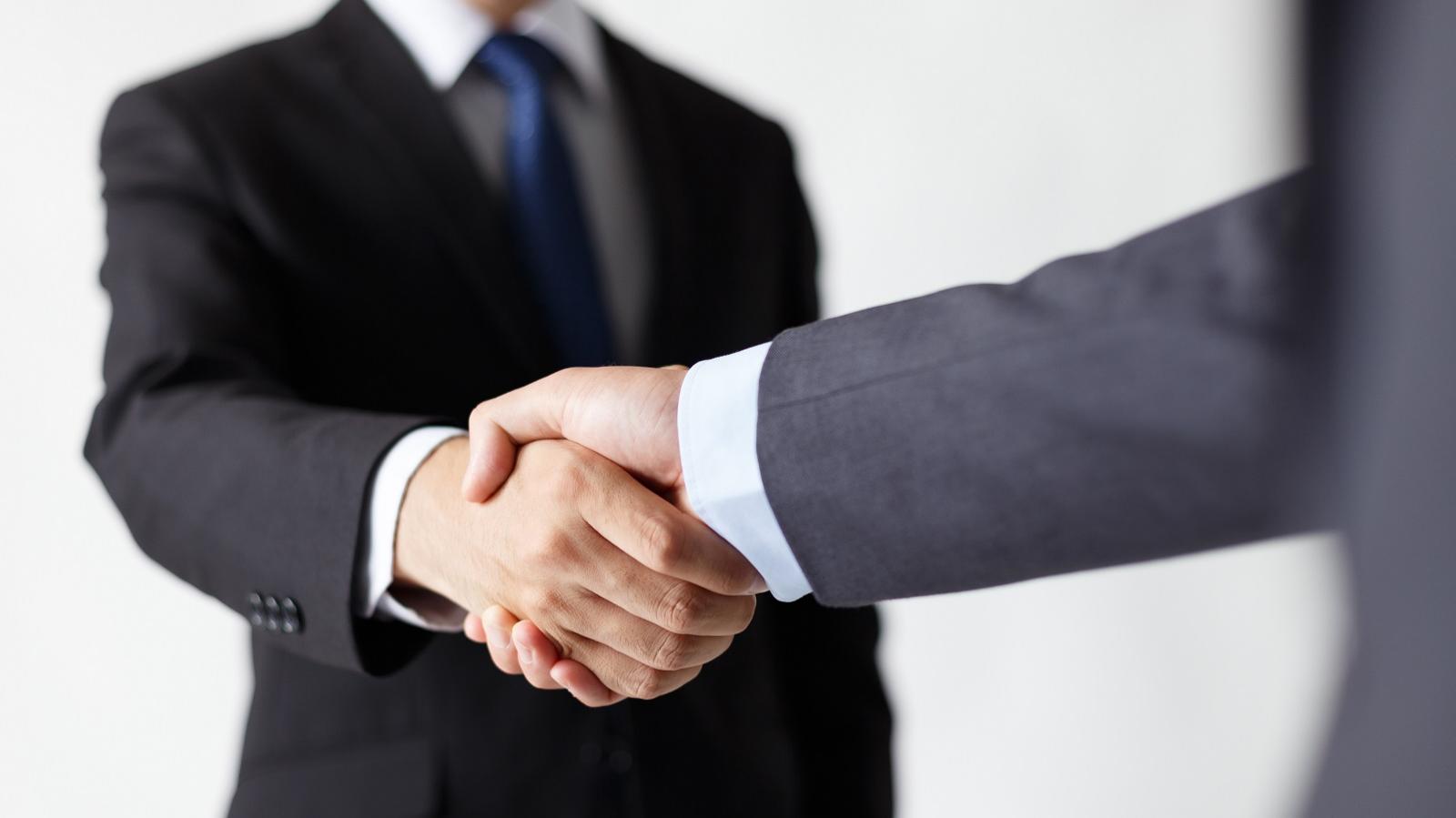 负债40万起家，他靠“半页纸管理”将外贸公司做到TOP