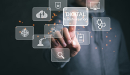 做跨境也想假期爽玩？就用「优麦云·小程序」，一部手机就能看店·调广告·回邮件