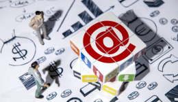 谷歌坐不住了，联手Shopify，杀入AI电商