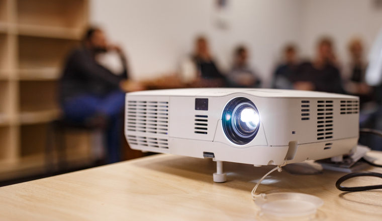 头部投影仪出海品牌Valerion和XGIMI合作过的高ROI红人名单