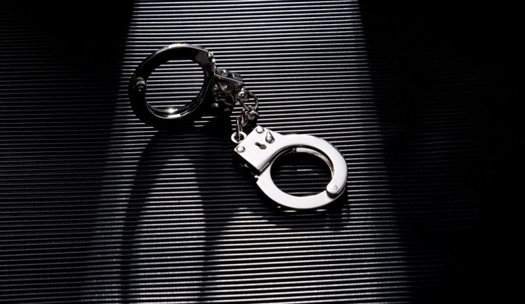 离职后恶意报复公司，亚马逊运营被判刑三年！