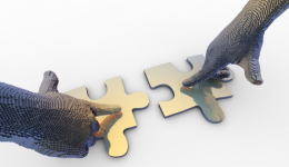 安克急需一个新故事，牵手字节造了一款AI硬件