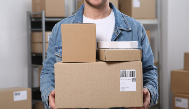 从代工到亚马逊Best Seller仅1个月！这个工厂席卷欧美，20天爆产15万台