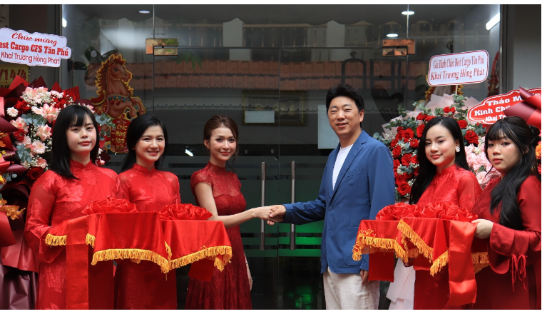 越南快运起网，首家“快递+快运”融合网点亮相