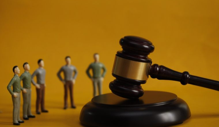 百万美元级判决：折叠推车/收纳箱发明专利投诉与DJ反制