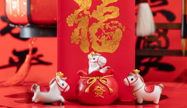 春节跨境爆品清单：从“马尔福春联”到“哭哭马”，文化出海才是真风口？