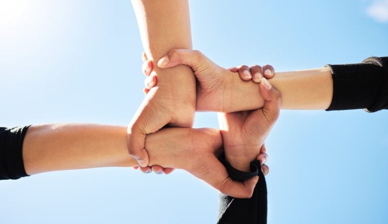 Ozon店铺商品可以通过模版上传吗，如何上传