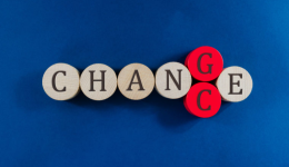 别只盯着卷低价！eBay卖家靠小型挖掘机爆单100万美金