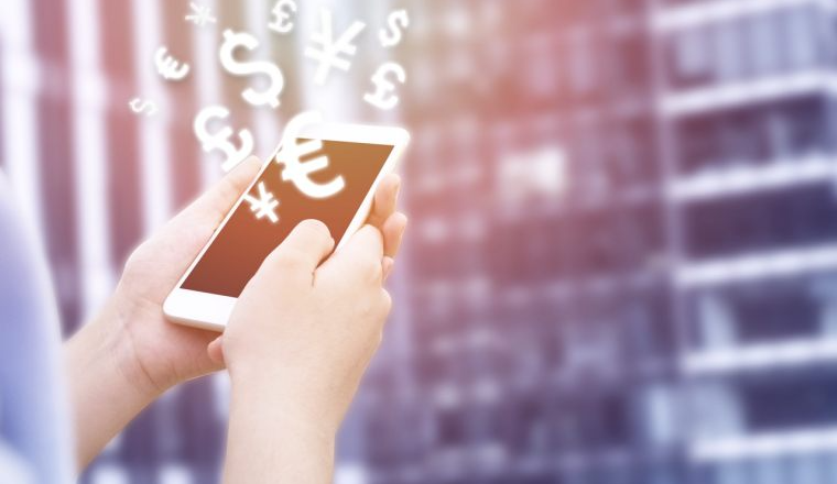 同样是找海外客户，他在领英谈成百万美金订单，你却在FB收了一堆垃圾询盘？