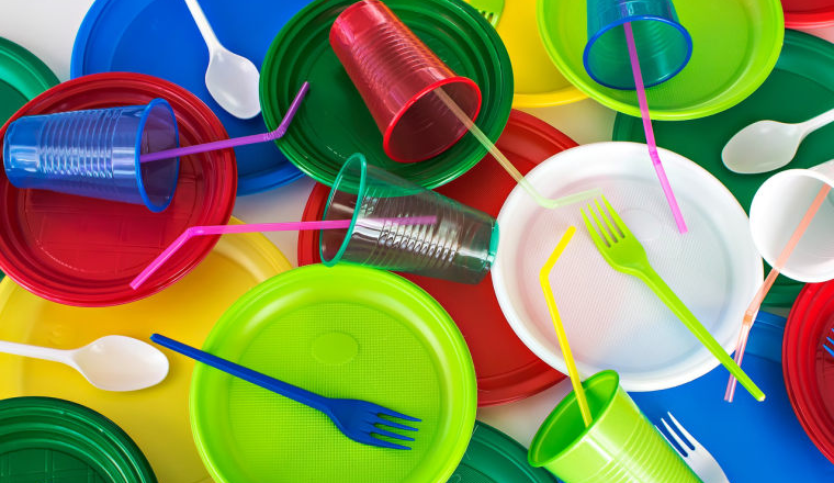 塑料制品独立站如何选建站平台？新手团队提升转化必看指南