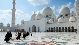 2026掘金中东：非油转型催生万亿市场，中国出口的黄金期才刚开始