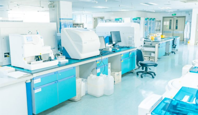 跨境卖家如何挑选适合的实验室仪器独立站建站平台？