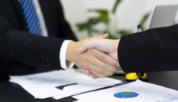 原来很多外贸公司，都是靠一两个大客户撑起来的