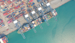 运力砍 40%！战险附加费最高涨 4000 刀！全球供应物流风暴来袭