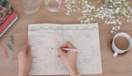 年销破5000万美元，Papier是如何把“夕阳”文具做成社交货币的？