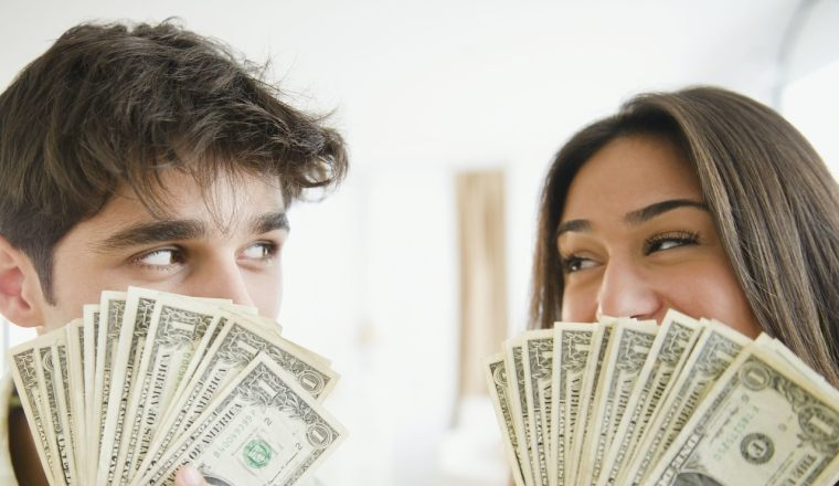 收割海外千万级市场！AI伴侣不卖硅胶卖“情感”