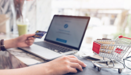 跨境独立站建站必看：2Cshop vs SHOPLINE 选择更适合您的建站平台