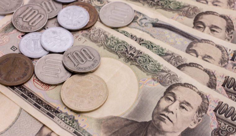 2个月卖300万美刀！美区搞“竞价拍卖”有多野