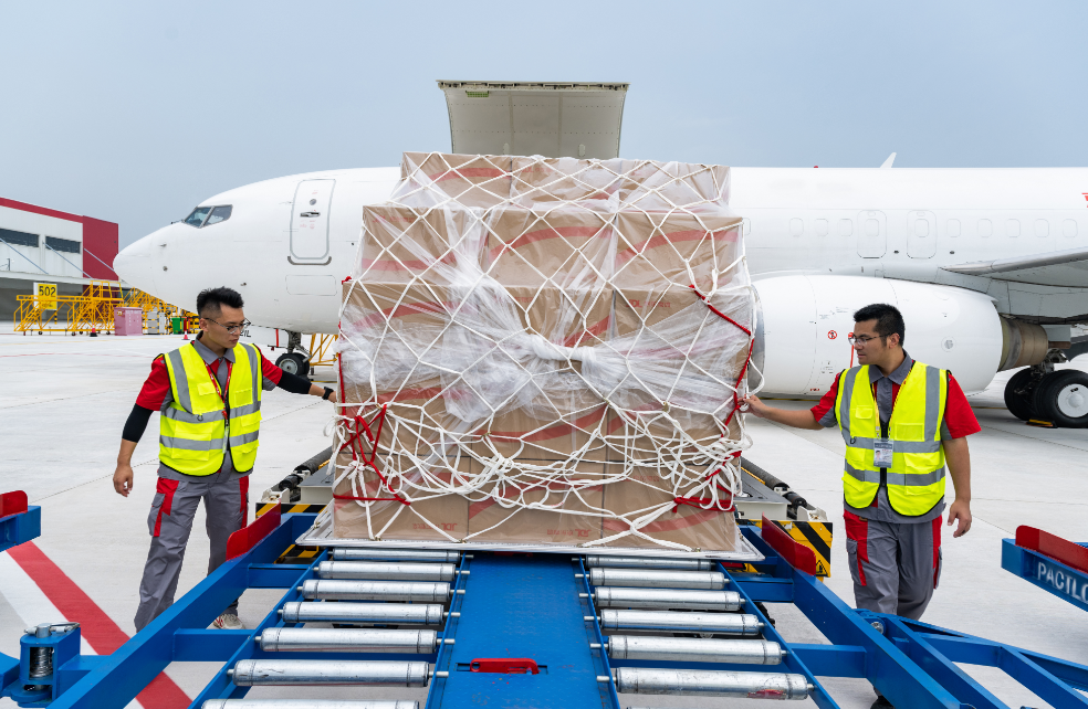 京东创新保税物流模式，助力香港燕窝最快“当日达”
