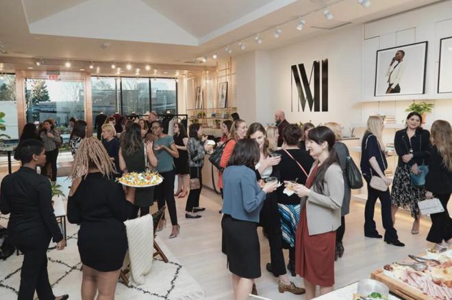 年销7000万，这家拒绝“快时尚”的女装品牌，凭什么能让职场女性集体上头？