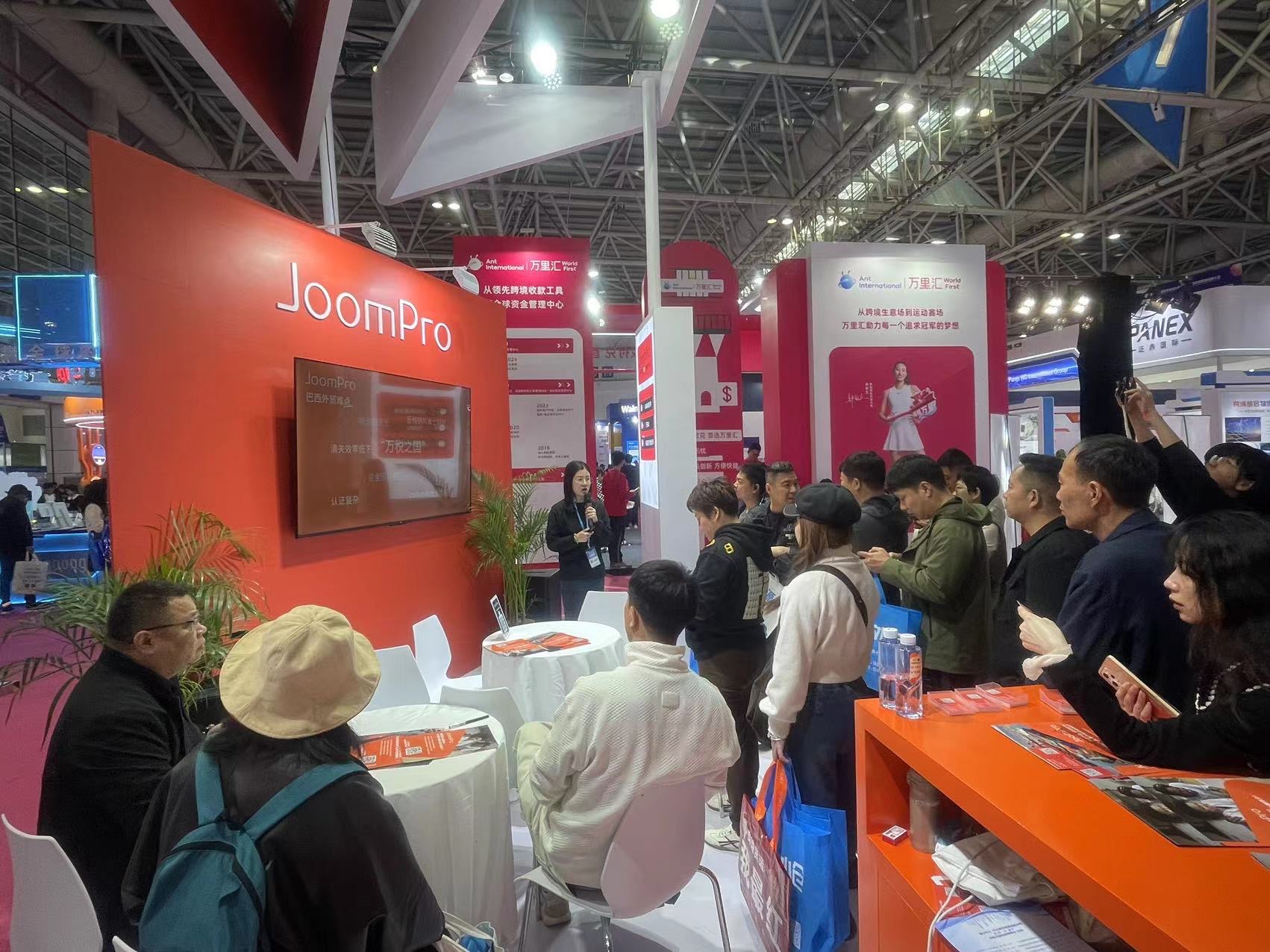 JoomPro福州跨交会圆满收官：单日接待超千人，创新一站式服务模式引爆招商热潮