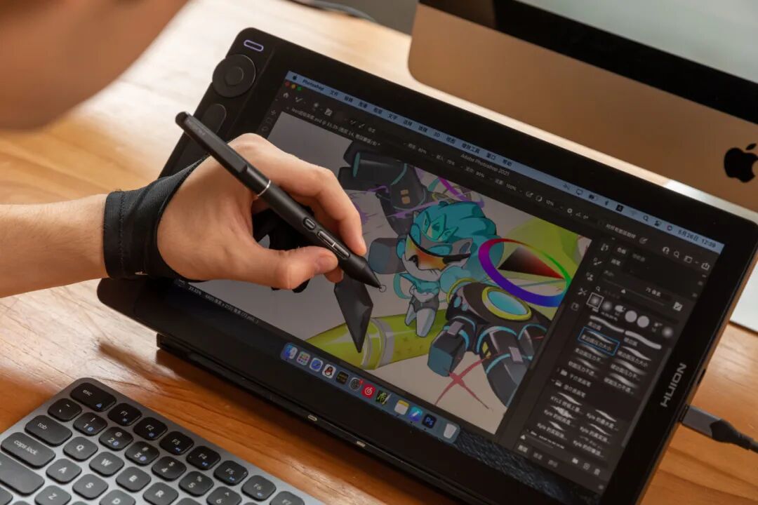 绘王的亚马逊传奇：从卖房创业，到年销5000万美元破圈增长