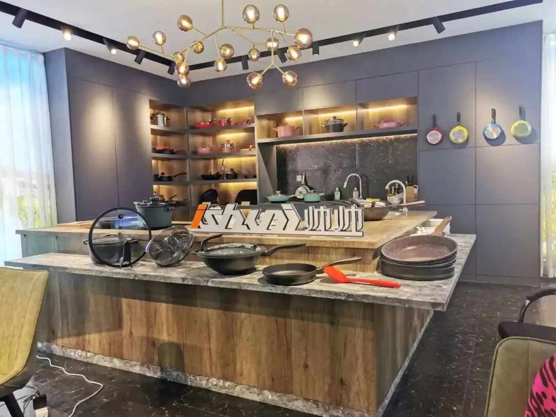 温州97后小伙亚马逊掘金，一年狂销1200万只锅具