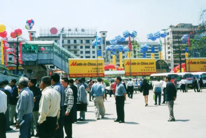 被这张照片整破防！广交会，我可想死你了！