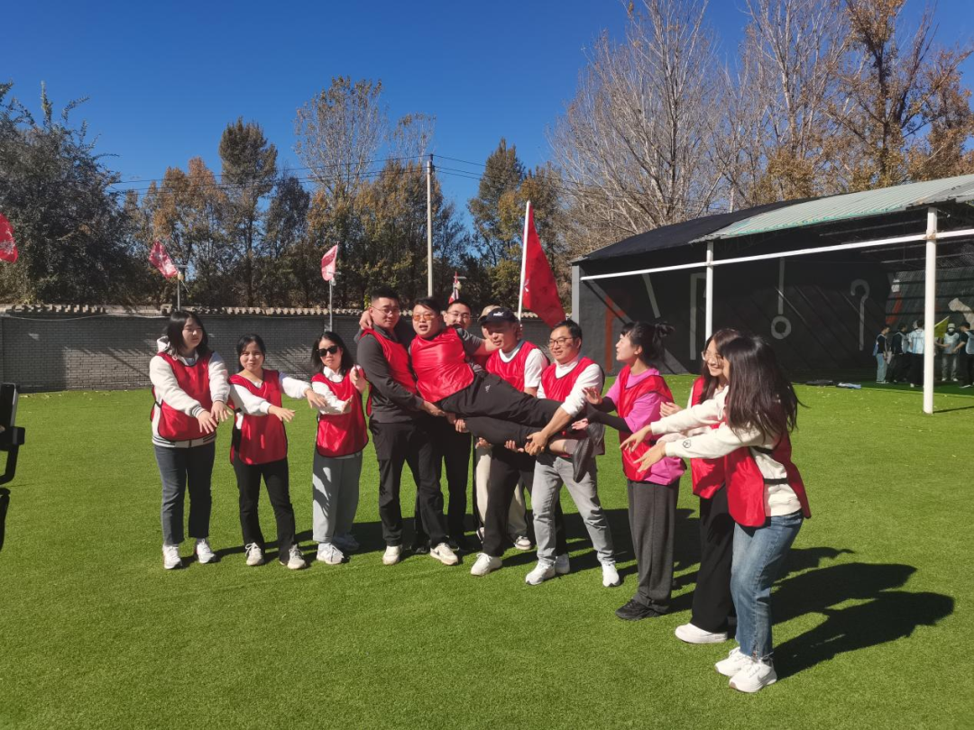 @跨境人：在背后默默支撑你的，有这样一群“结行人”