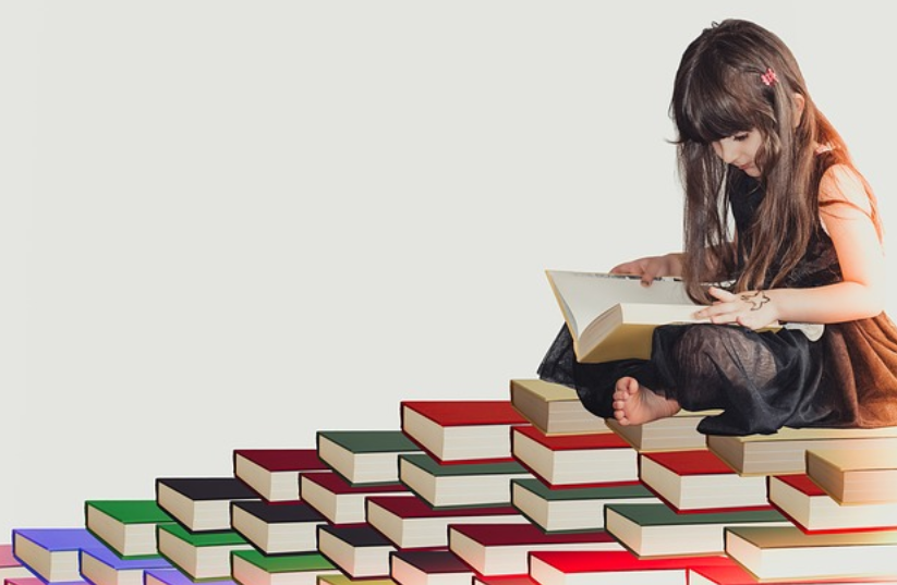 一夜之间爆火!在TikTok卖书,要懂得哭