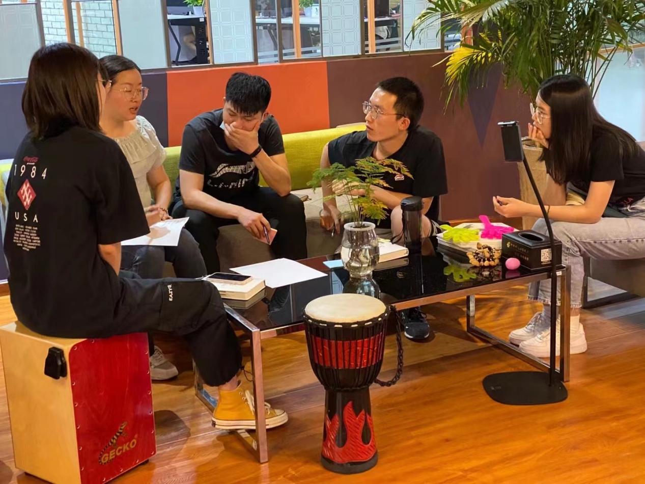 【三十而立】彤鑫CEO张何文：下沉到服装一线的跨境电商投资人