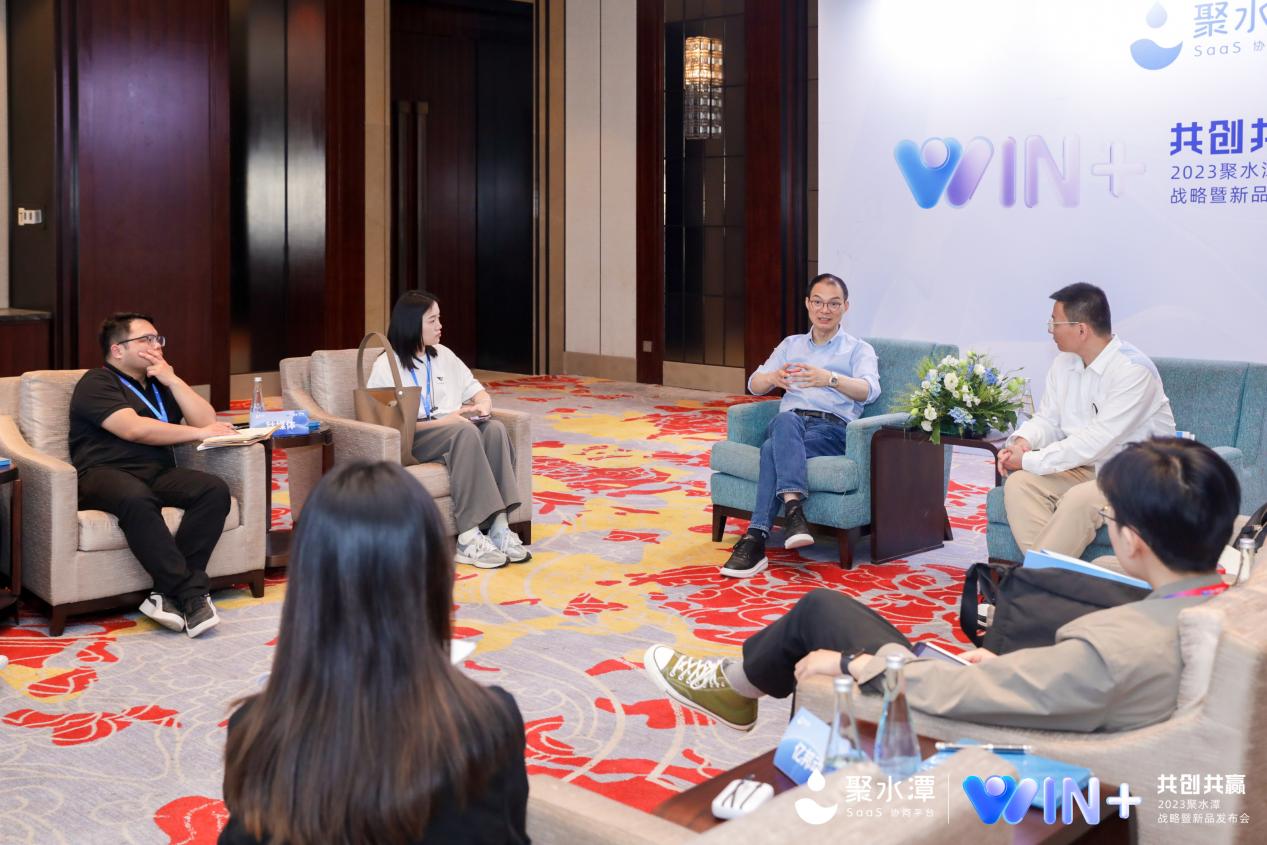 聚水潭创始人兼CEO骆海东（红茶）：创业是一条不归路，好的风景都在半山腰 | 跨境名人堂第14期