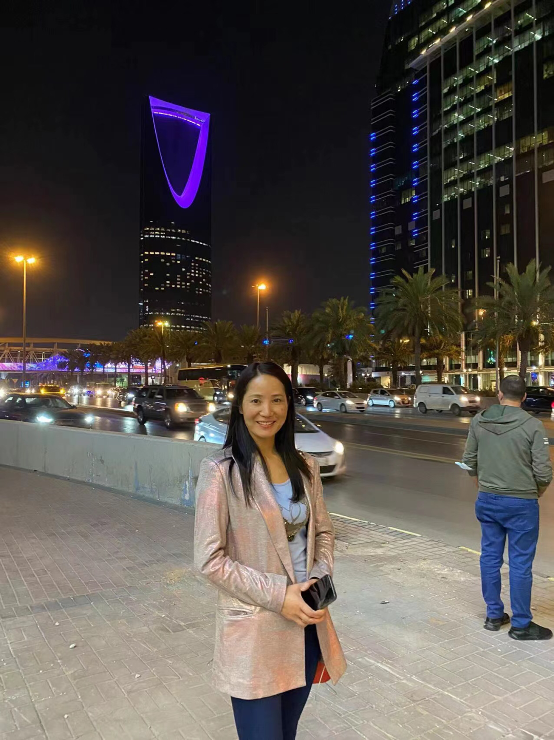 Amy聊跨境:沙特公司注册怎么选?100%控股or当地保人合资?