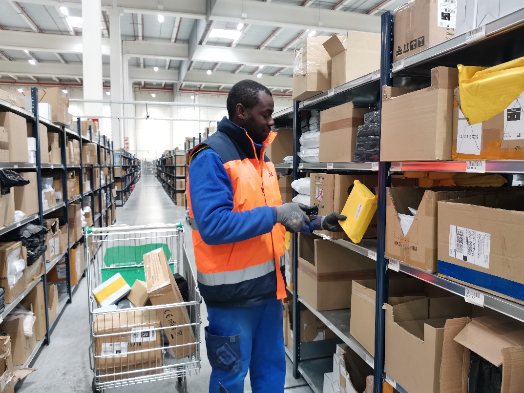 递四方被授予“省级公共海外仓”荣誉称号！