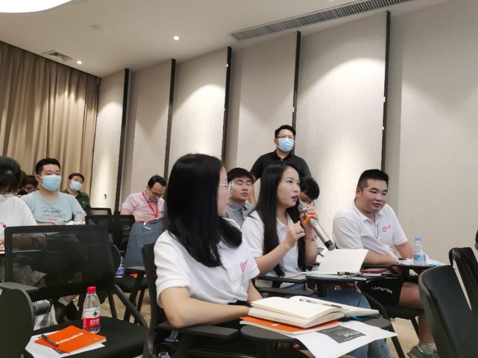 递四方曲仁岗:海外仓助力卖家把生意做到全球