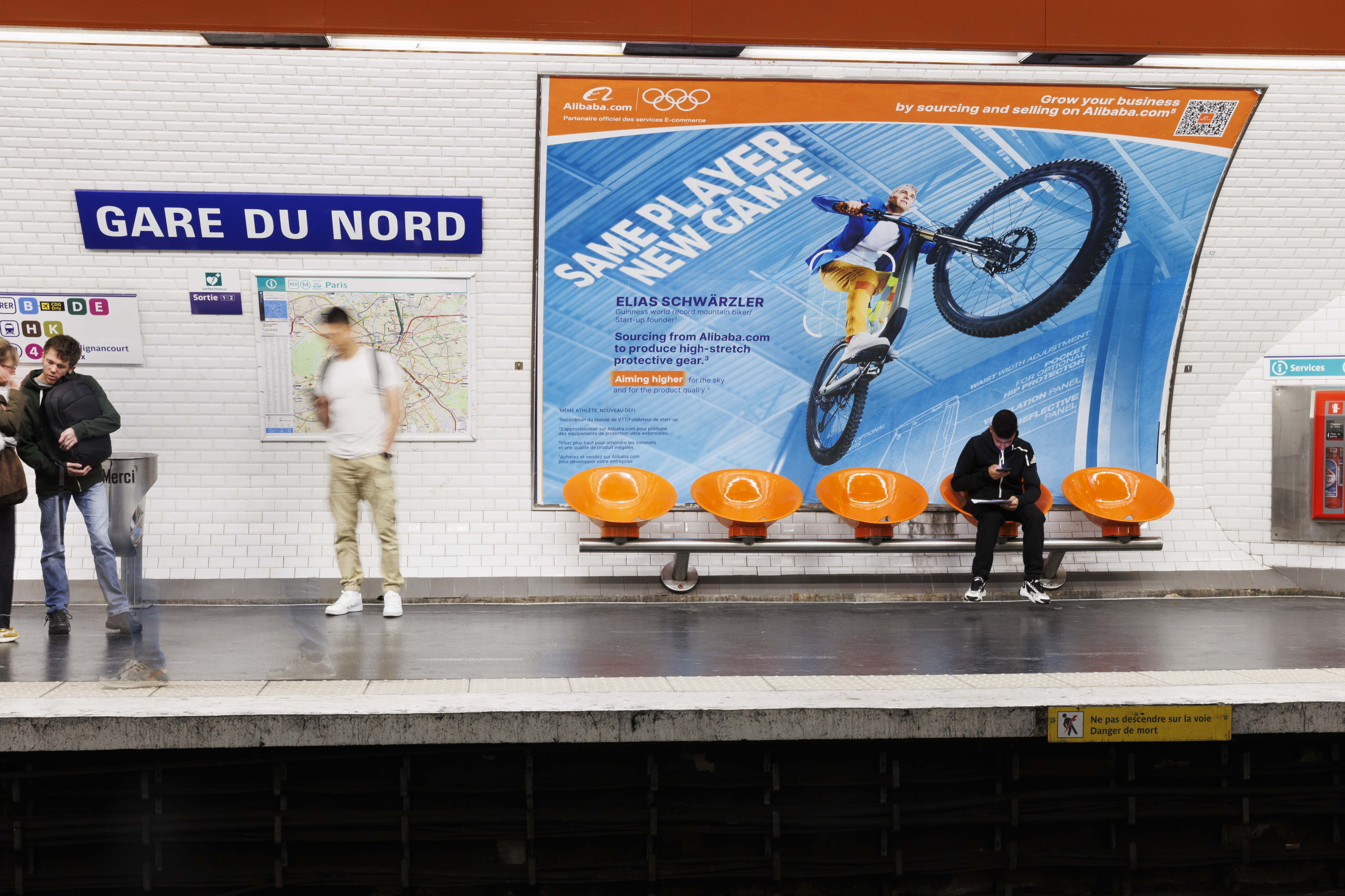 阿里国际站6000件雨衣“出征”奥运，浙江“雨衣哥”圆了“奥运梦”