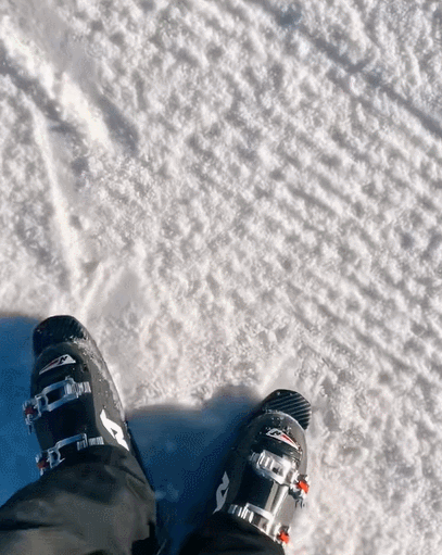 一夜走红!TikTok把一块超短滑雪板送上热搜