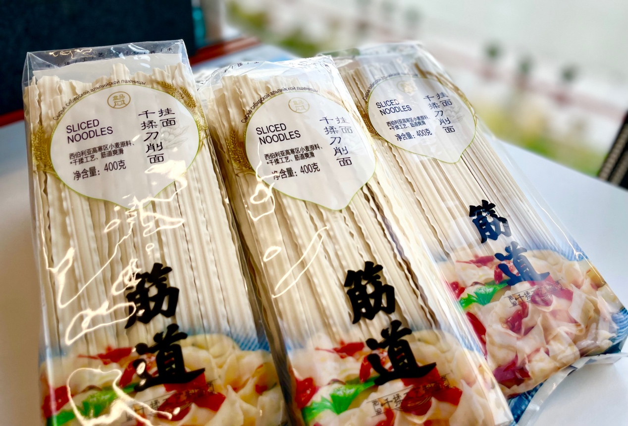 俄罗斯面粉做刀削面、泰国椰青做椰子水……盒马买手全球定制生鲜好货