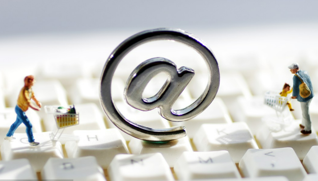 國內外新政策環(huán)境下的跨境電商