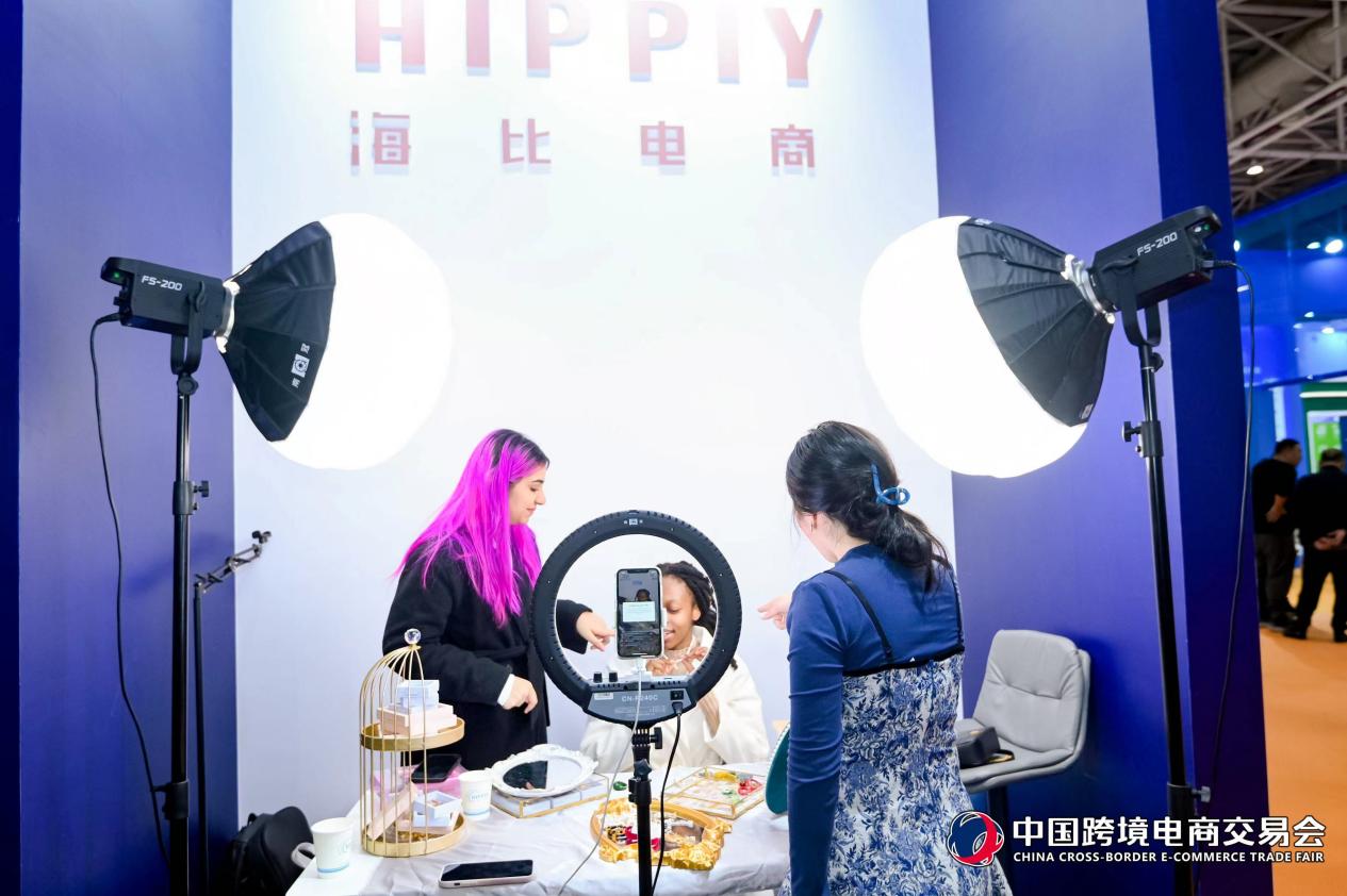 应对全球贸易变局：海比助力传统外贸企业实现数字化转型