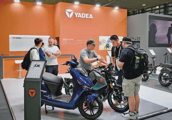 头部电瓶车出海品牌小牛、九号和雅迪合作红人盘点