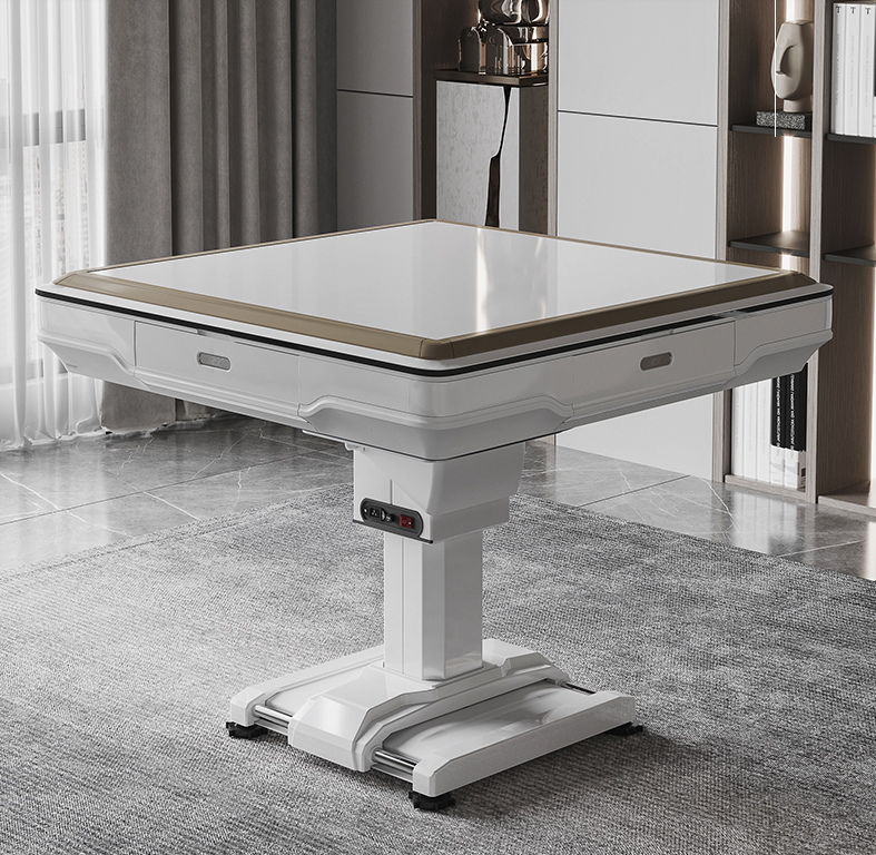 单品半年卖出百万套！他决定多站点布局