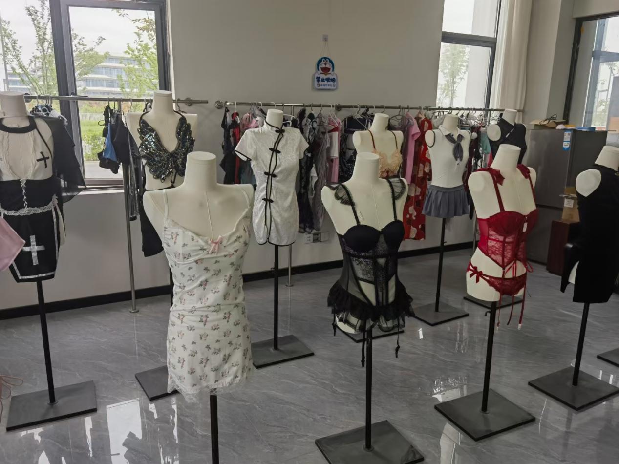 加码深耕产业带！雨果跨境助力葫芦岛泳装产业转型升级