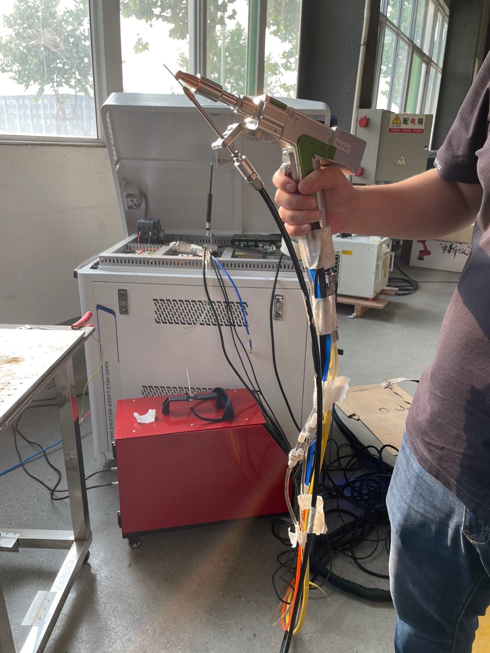 “人来人往”的济南激光产业：民营扎堆，大厂北进