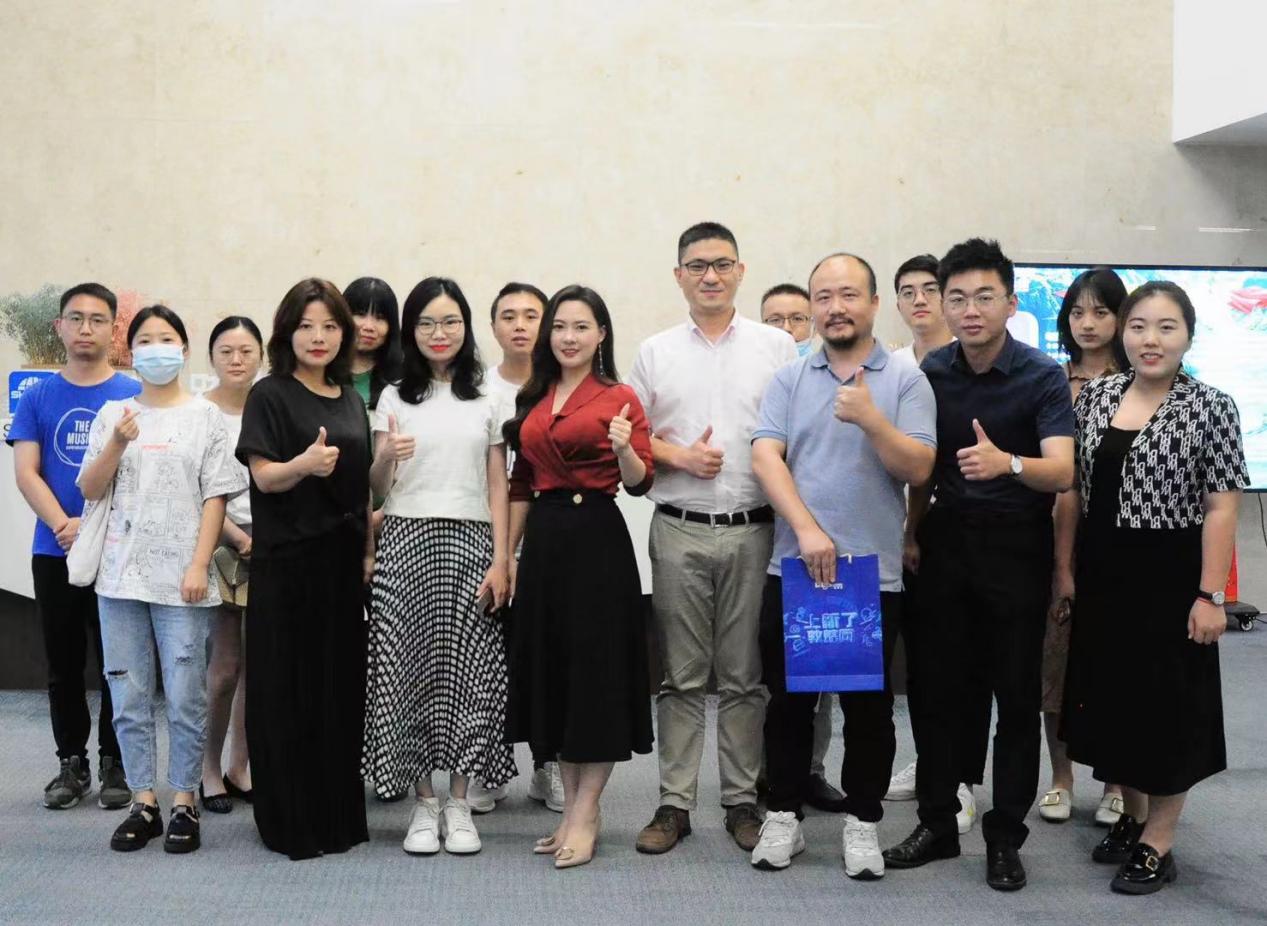 冲刺旺季，Aukey选择了加入这99名“队伍”中！“造星集结令”有何吸引力？
