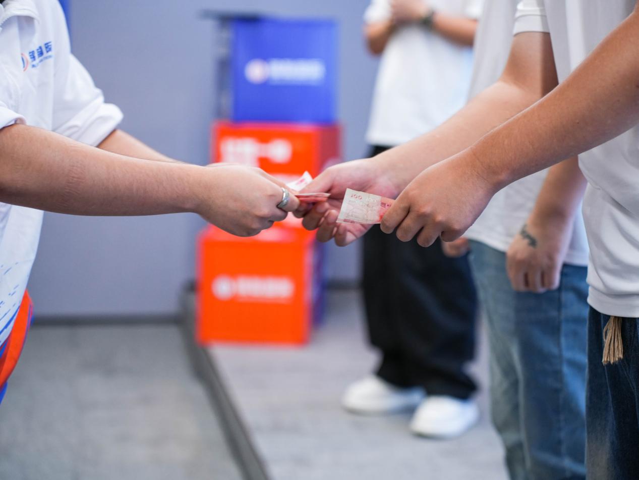 银十开局 全力冲刺｜锦联国际十月销售启动大会乘势当燃！